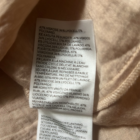 H&M beige dress size extra small. - Picture 6 of 7